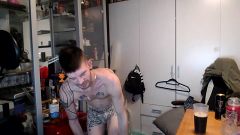 NICK21CM1  10-02-2023